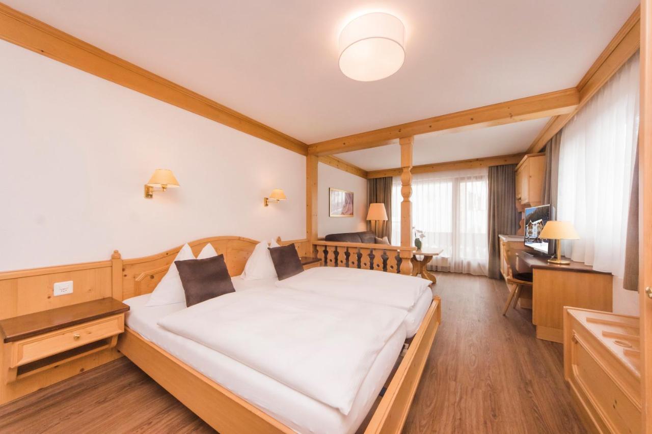 Waldpark Hotel Garni Samnaun Szoba fotó