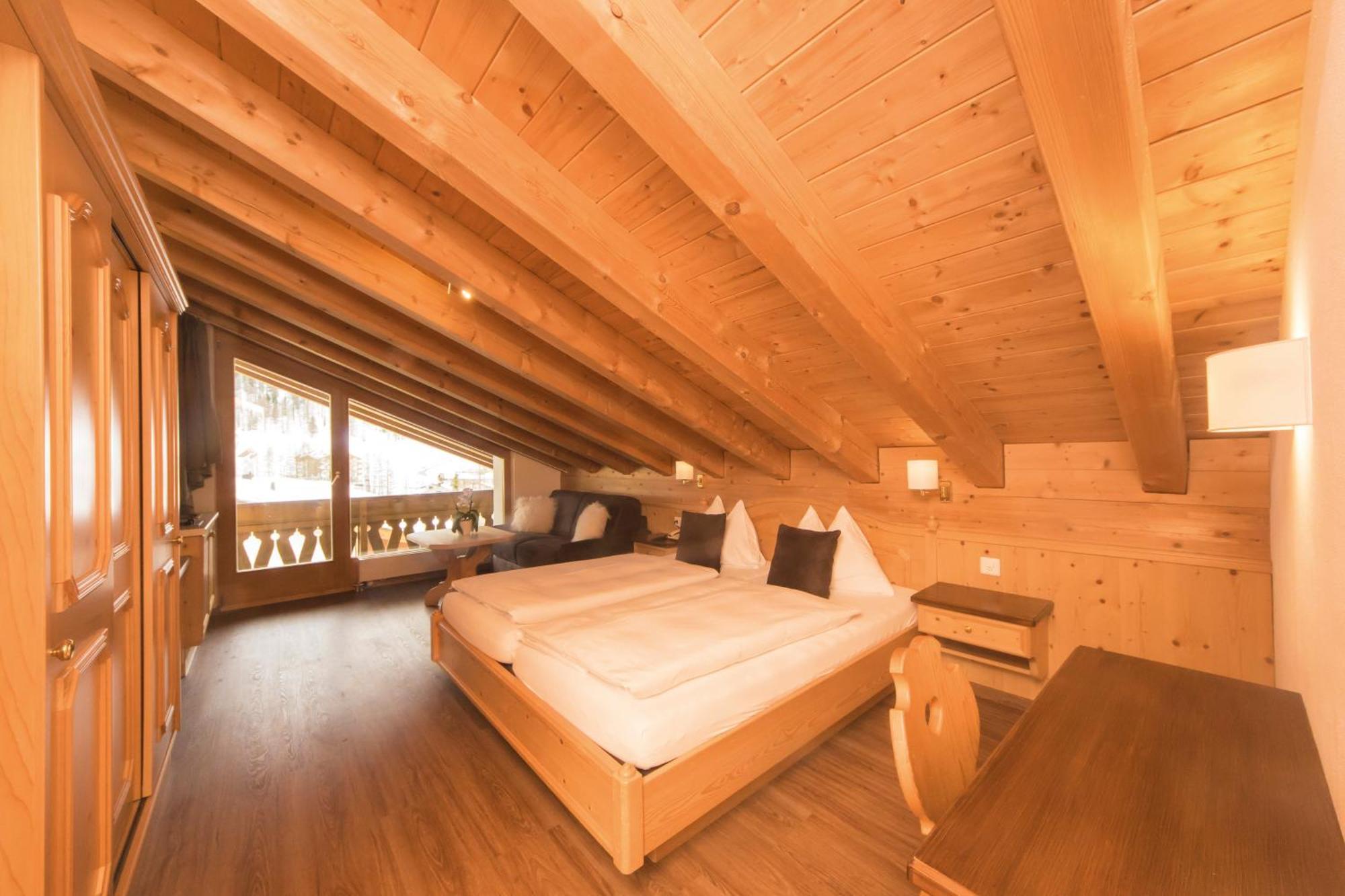 Waldpark Hotel Garni Samnaun Szoba fotó