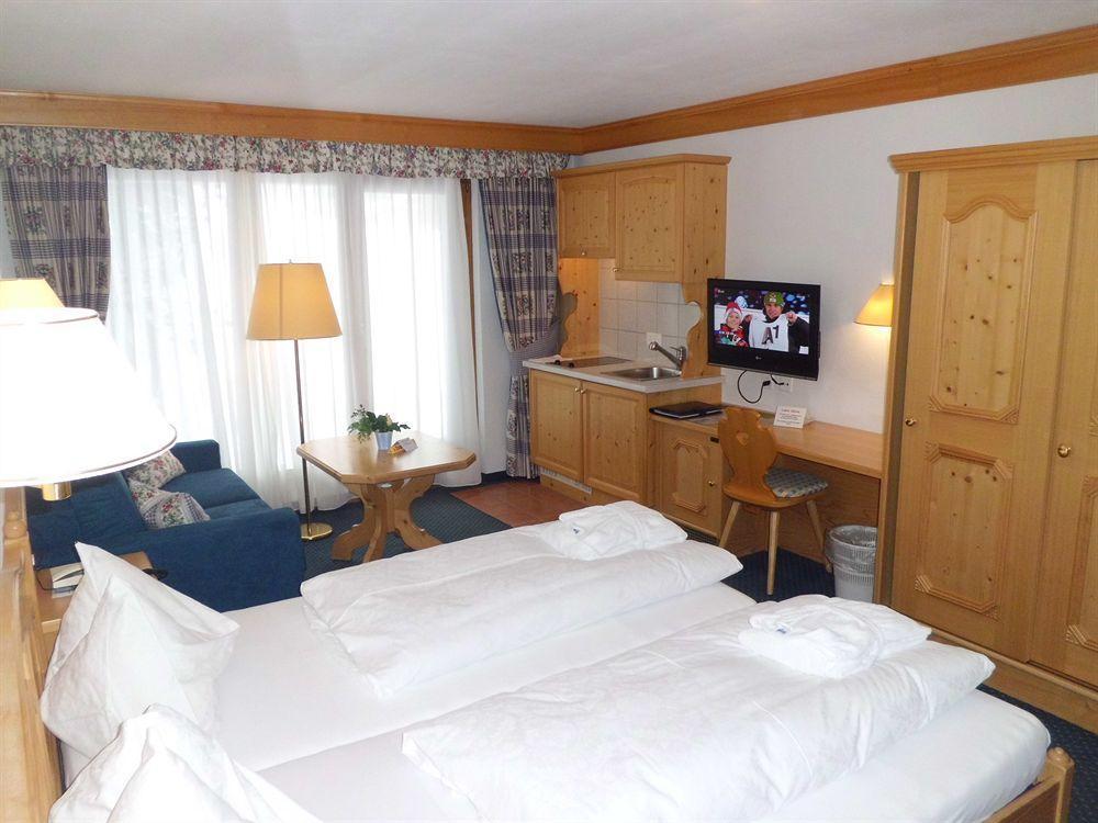 Waldpark Hotel Garni Samnaun Kültér fotó