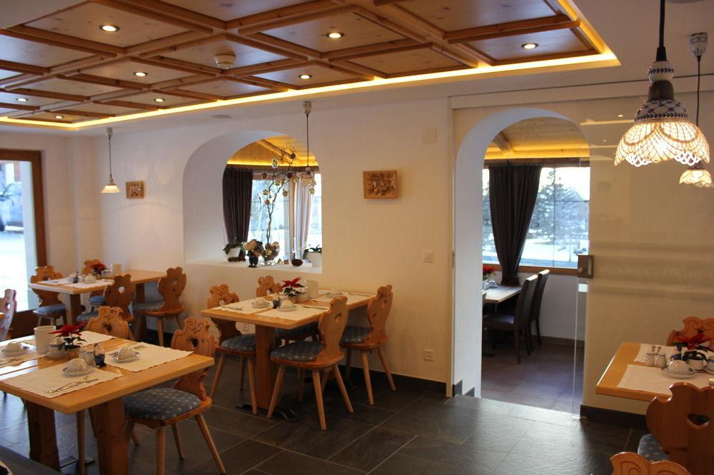 Waldpark Hotel Garni Samnaun Kültér fotó